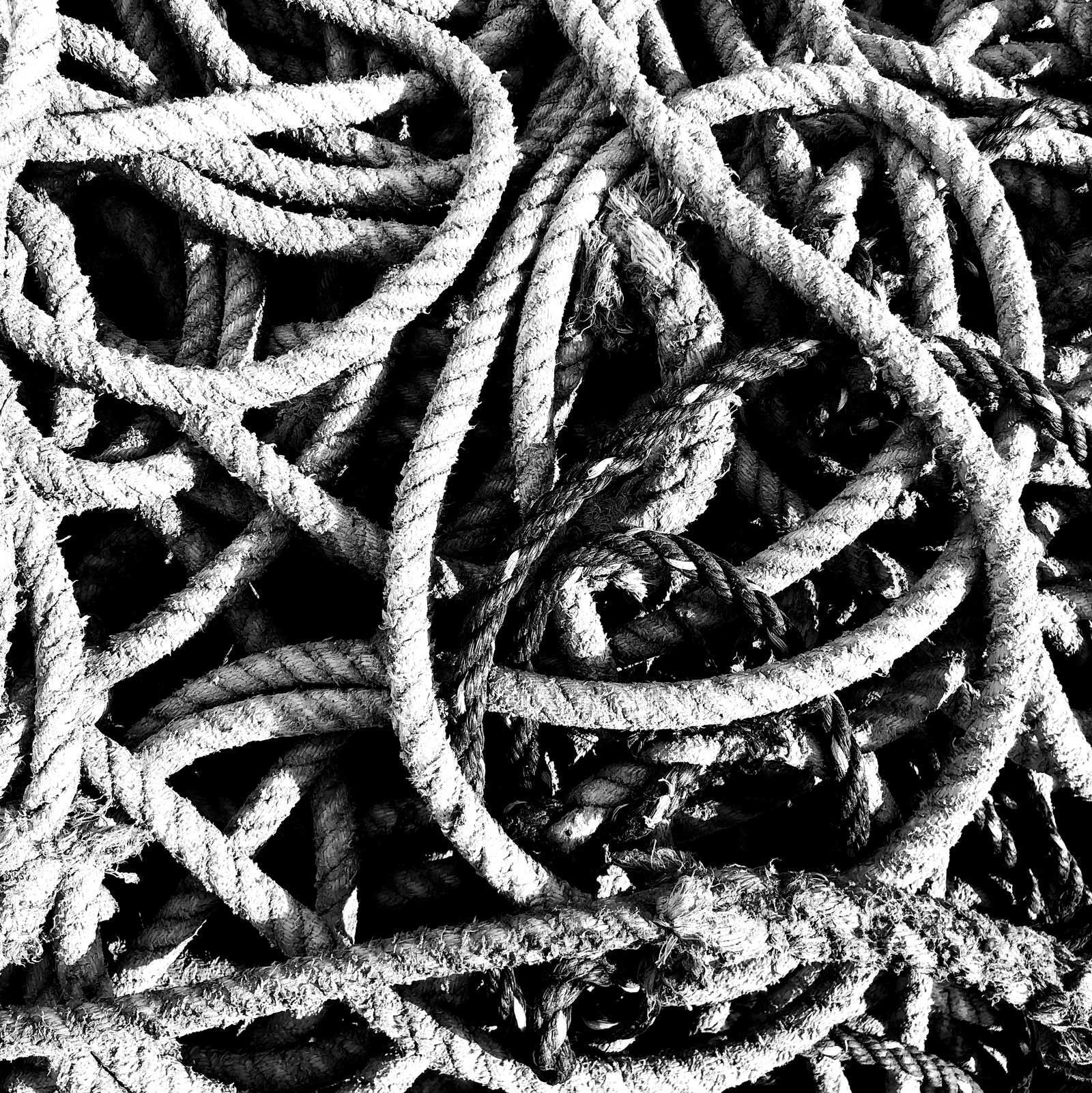Photograph of rope on harbour